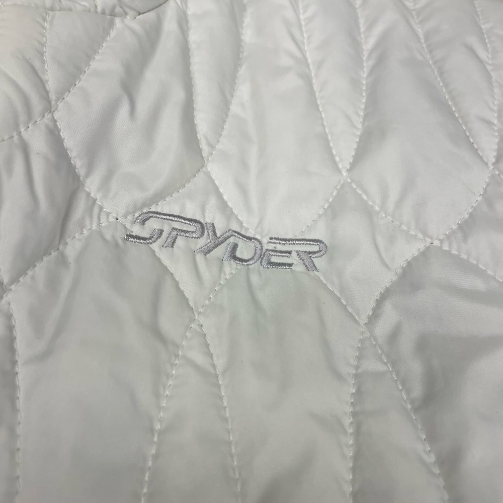 White Ski Jacket Perfect For Those Spring Slopes … - image 8